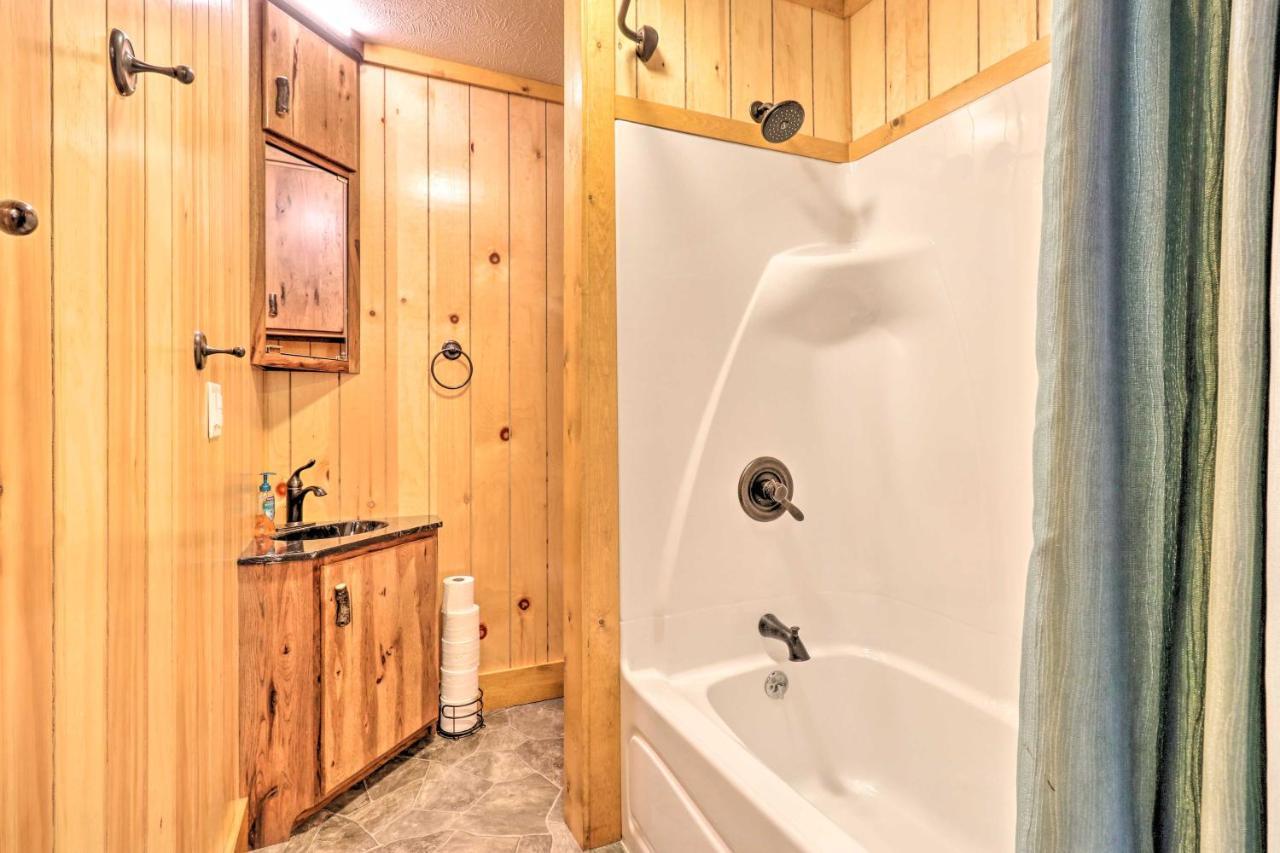 Cozy Haven Of Rest Home With Amish Country Views! Shipshewana Exterior foto